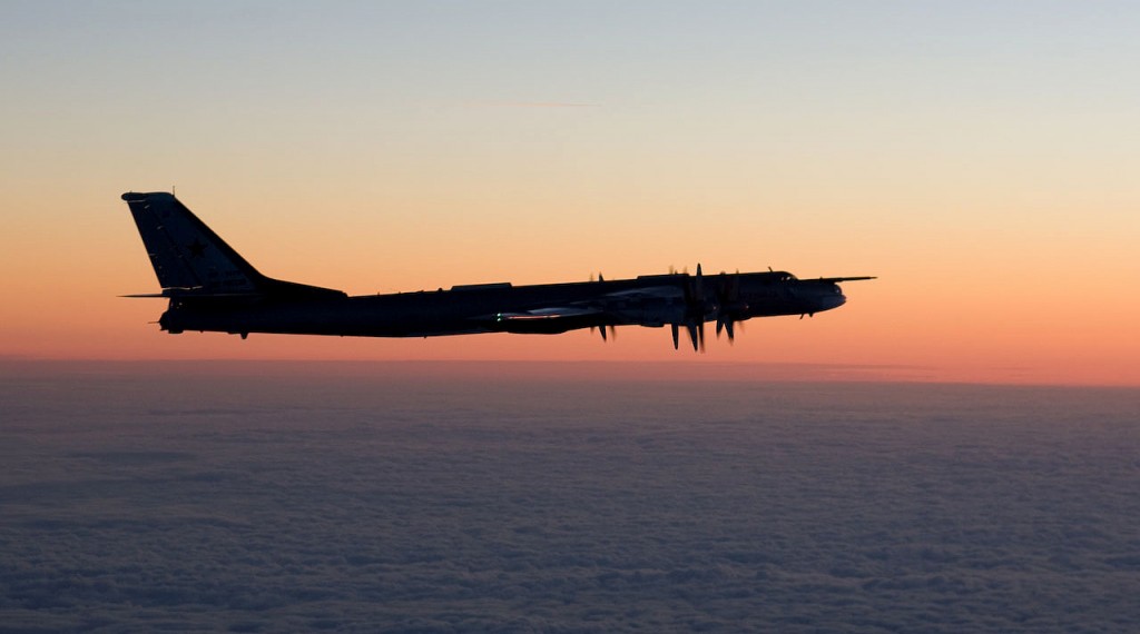 Tupolev+Tu-95+night