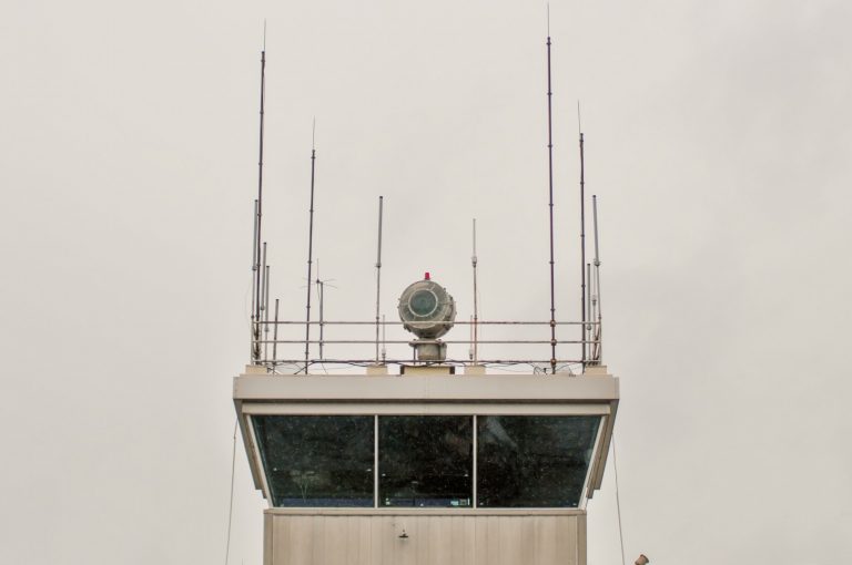 airport-control-tower