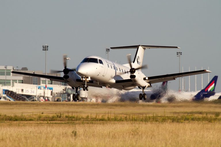 EMBRAER EMB120 Brasilia Budapest Aircraft Service (2)