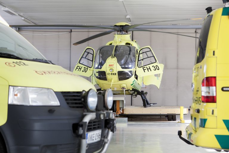 8_Kopteri_ambulanssi