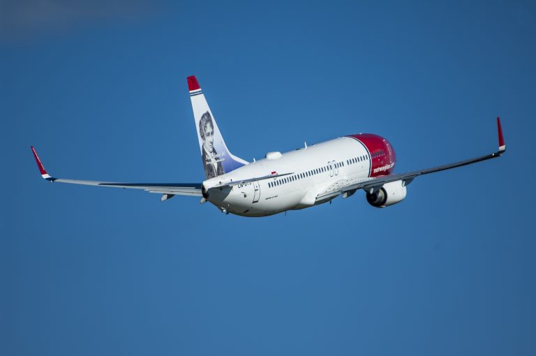 Norwegian 737-800